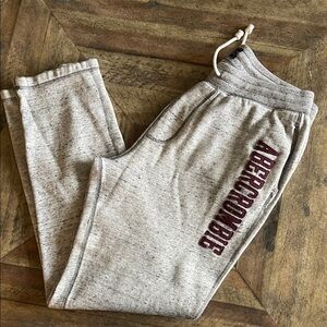 Abercrombie & Fitch Men’s Heather Gray Joggers Size Large